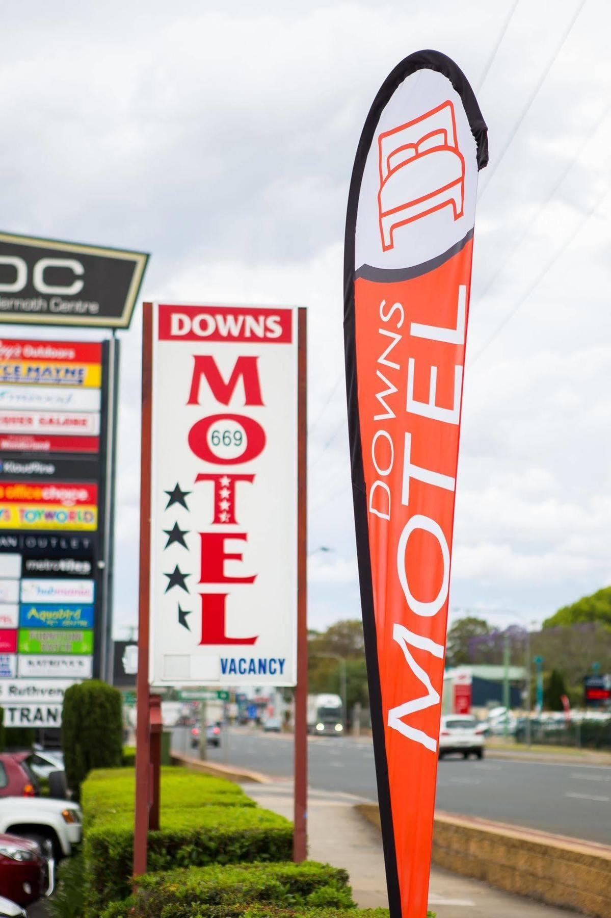 Downs Motel Туумба Екстериор снимка